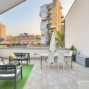 merlo-holiday-room-palermo.sicilyhotelsitaly.net/